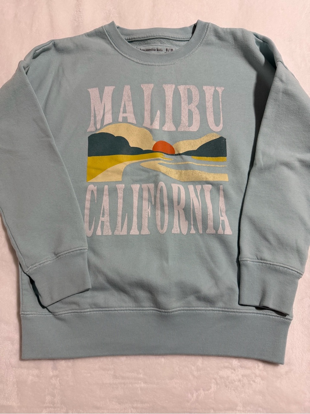 Abercrombie kids Malibu Graph Sweatshirt 9/10